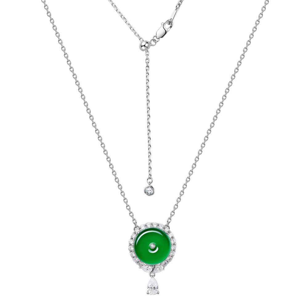 Emerald diamond set