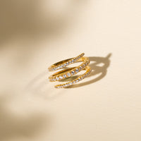 GOLD LOOP RING