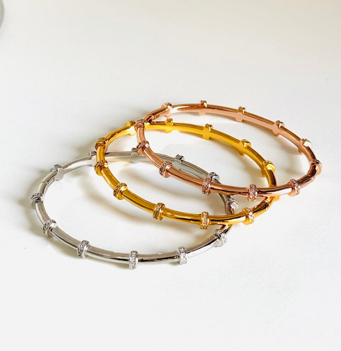 DA Gold bangles